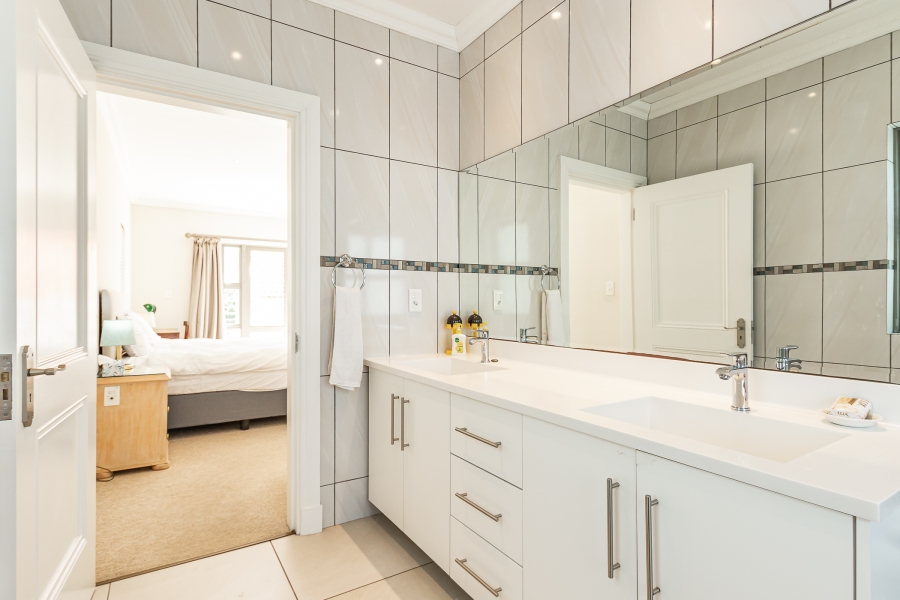 3 Bedroom Property for Sale in Claremont Upper Western Cape